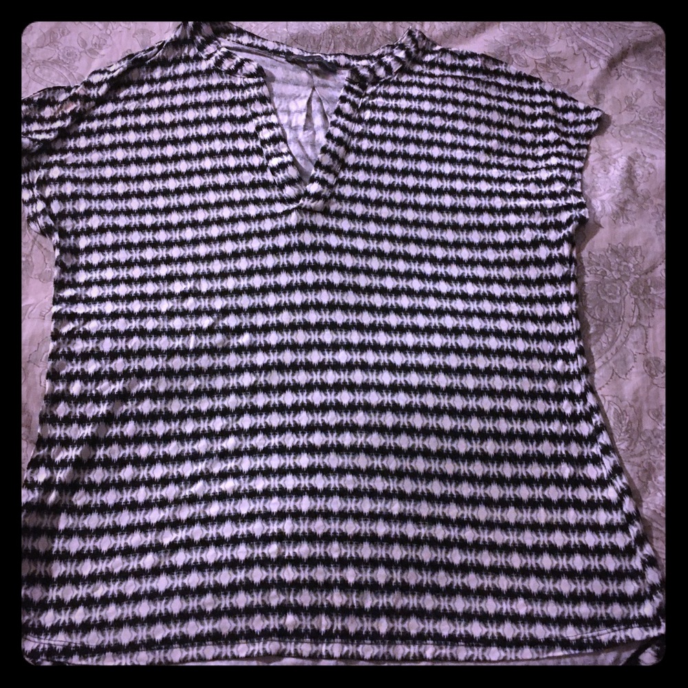 Pretty Black and White Pattern
